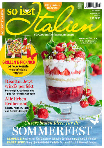 Ein Glas mit einem Erdbeerdessert auf dem Cover des Magazins So isst Italien