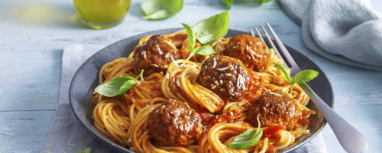 Spaghetti mit Hackbällchen