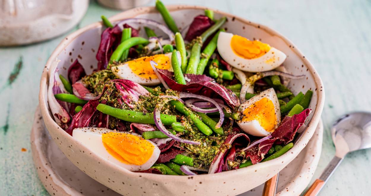 Bohnensalat mit Radicchio und Ei