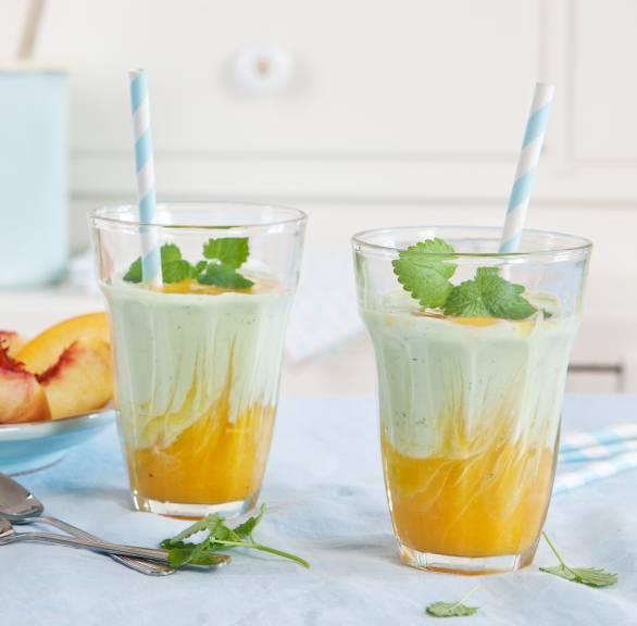 Aprikosen-Pfirsich-Joghurtdrink