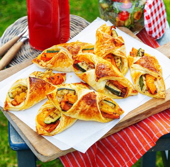 Blätterteigpäckchen mit Grillgemüse