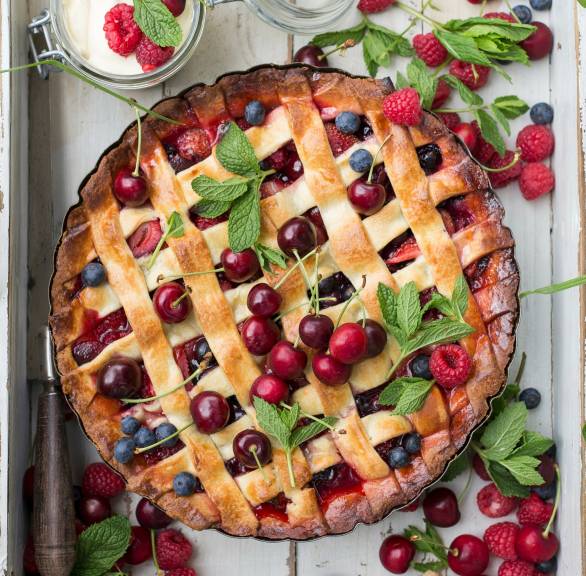 Blätterteigtarte mit Sommerobst