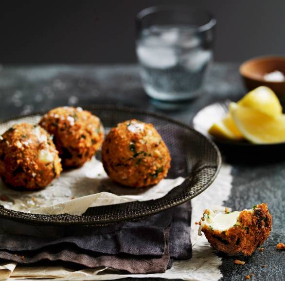 Frittierte Mini-Mozzarellakugeln