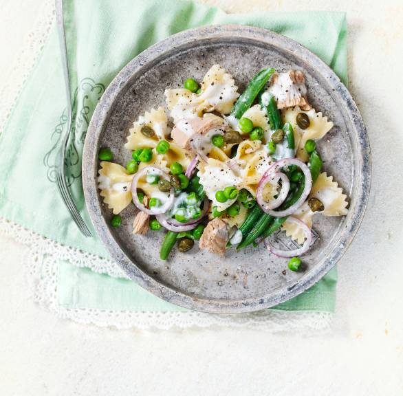 Grüner Farfallesalat mit Thunfisch