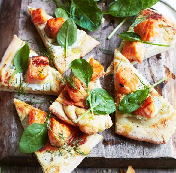 Kleine Lachs-Pizzaecken