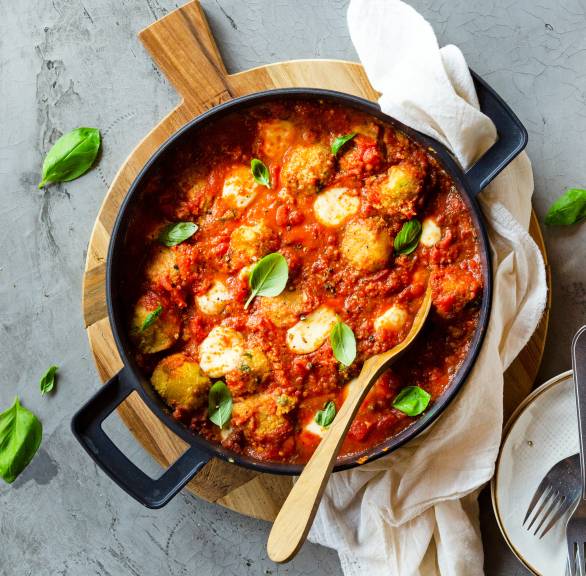 Linsenbällchen in Tomatensugo