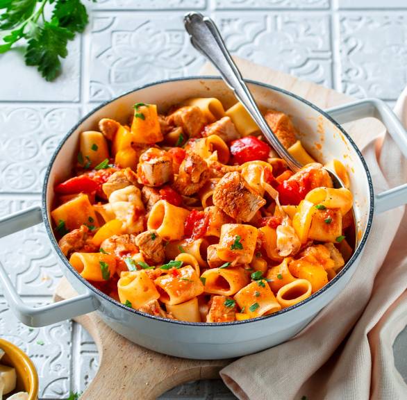 One-Pot-Millerighe mit Paprika und Hähnchen