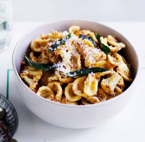 Orecchiette mit Blumenkohl & Nusspesto