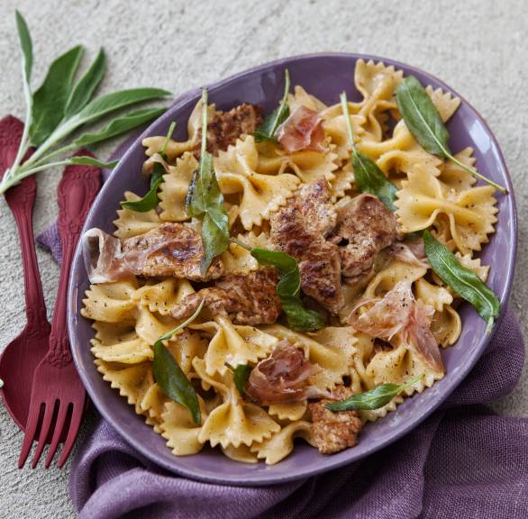 Pasta alla saltimbocca