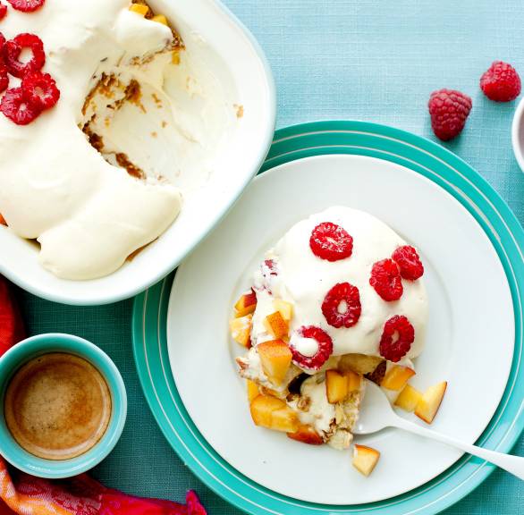 Pfirsichtiramisu mit Himbeeren