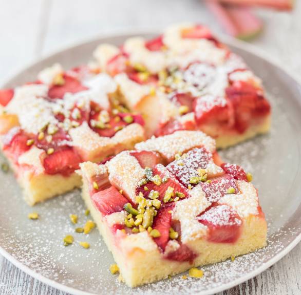 Rhabarber-Blechkuchen