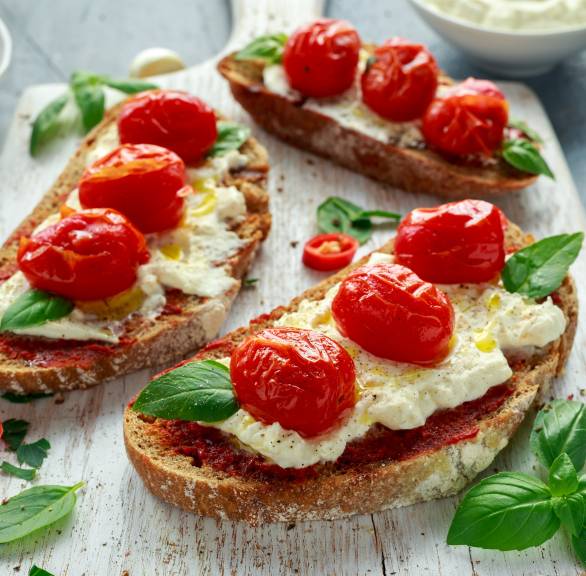 Ricotta-Tomaten-Crostini