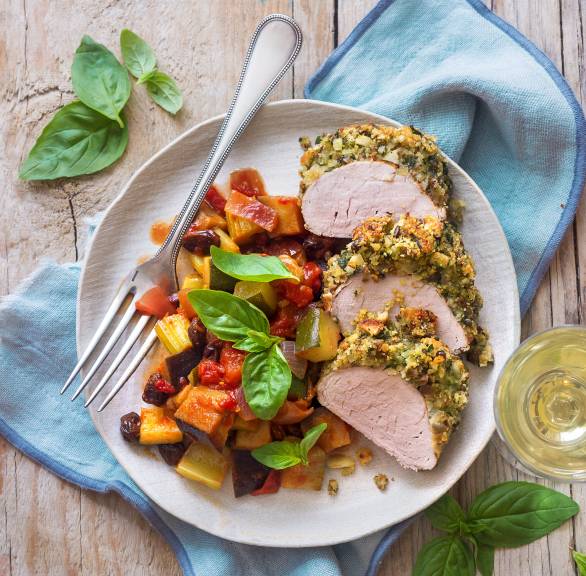 Schweinefilet mit Olivenhaube und Caponata