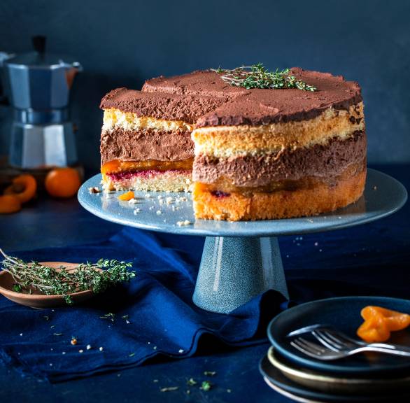 Aprikosen-Mokka-Torte mit Thymian