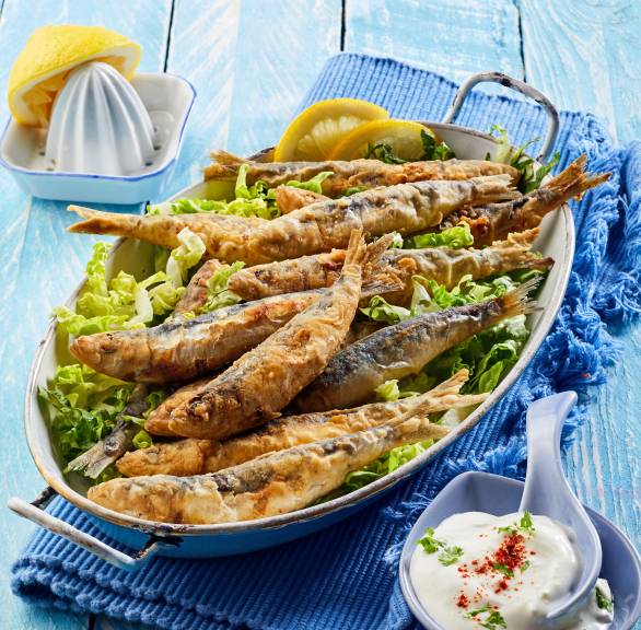 Frittierte Sardinen mit Dip