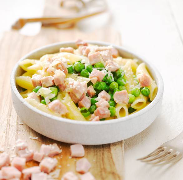 Penne mit Prosciutto cotto und Erbsen