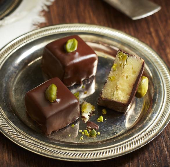 Pistazien-Marzipan-Pralinen