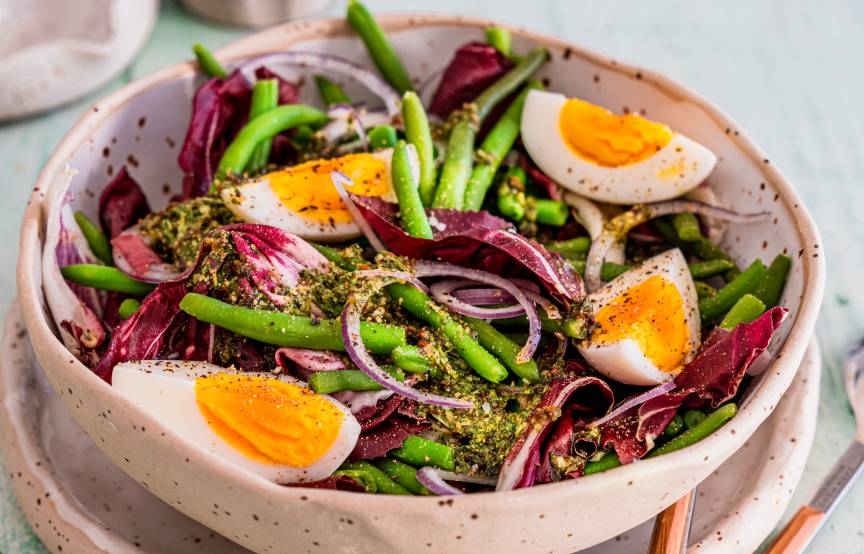 Bohnensalat mit Radicchio und Ei