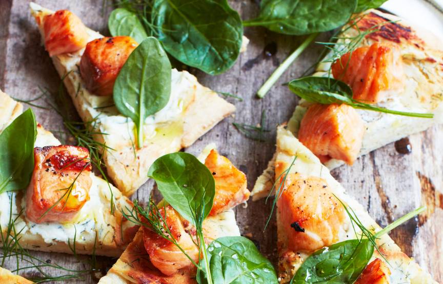 Kleine Lachs-Pizzaecken