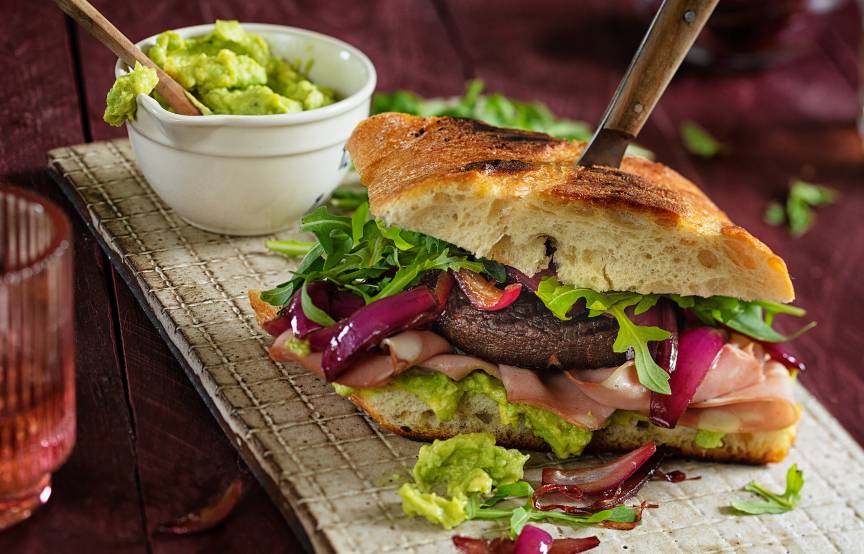 Ciabatta-Sandwich mit gegrillten Riesenchampignons