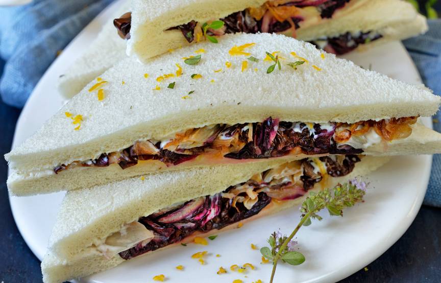 Tramezzini mit Ricottacreme und Radicchio