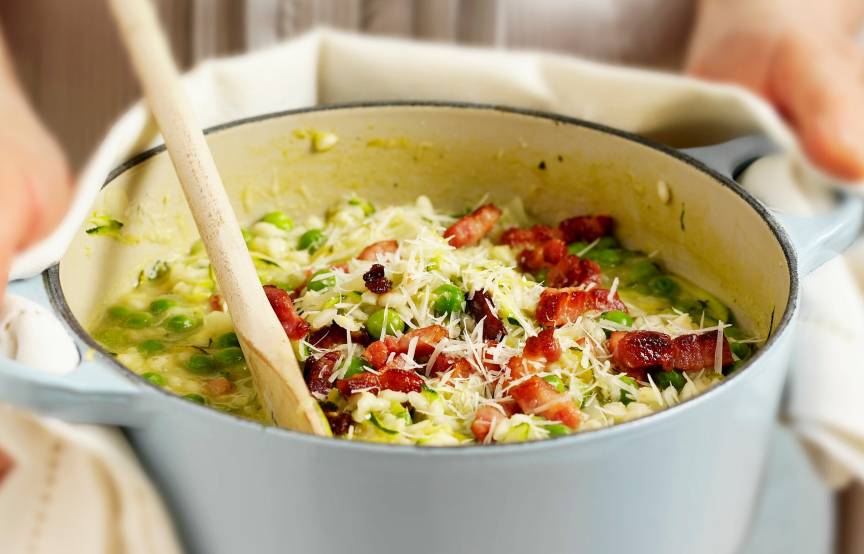 Zucchini-Erbsen-Risotto