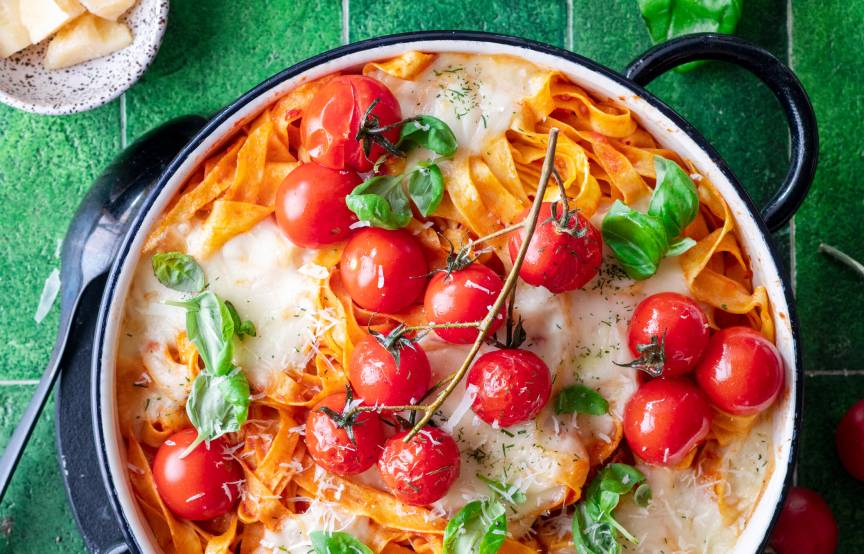 Gratinierte Caprese-Pasta
