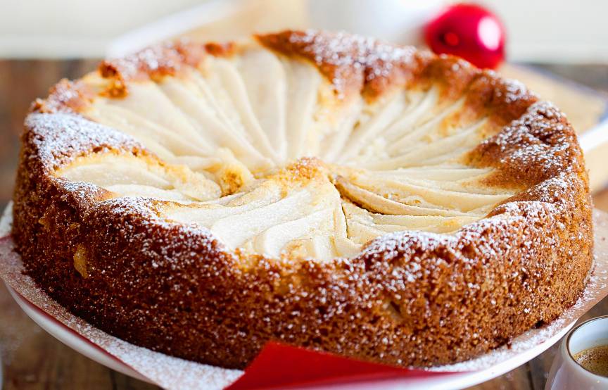 Verführerischer Birnen-Marzipankuchen – Das Originalrezept aus Italien ...