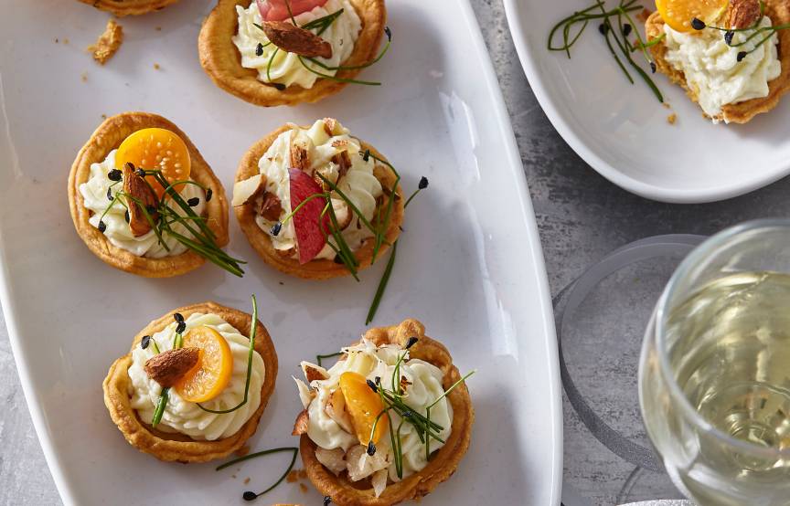 Italienisches Fingerfood: Canapés mit Gorgonzolacreme – Genuss im ...