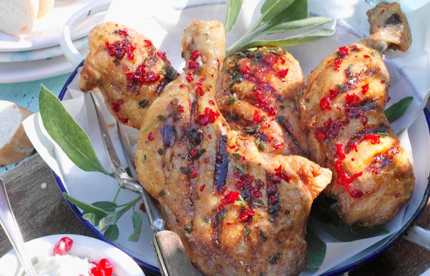 Kalorien 1/2 Hähnchen Gegrillt Mit Haut Hähnchenkeule gegrillt mit Marinade und Dip | SoIsstItalien