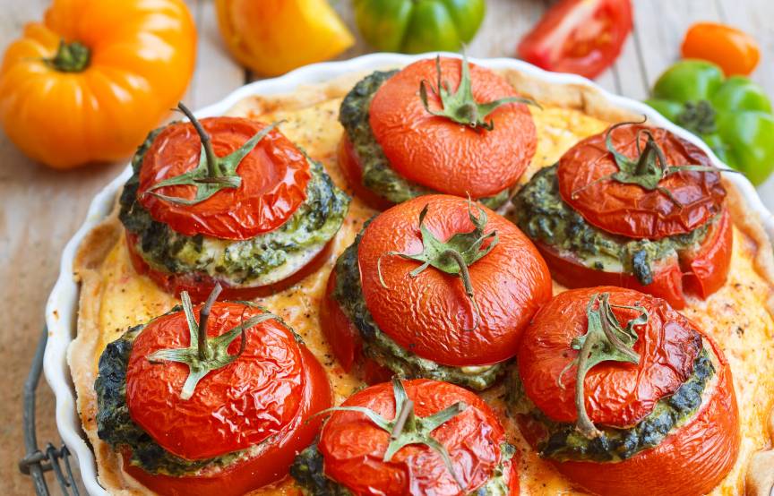 Herzhafter Kuchen mit gefüllten Tomaten | SoIsstItalien
