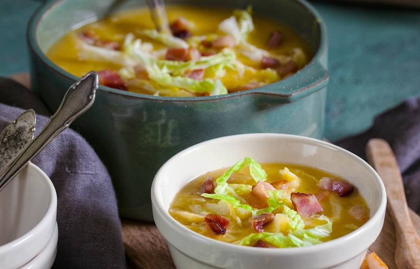Kartoffelsuppe mit Wirsing &amp; Speck: Omas Rezept | SoIsstItalien