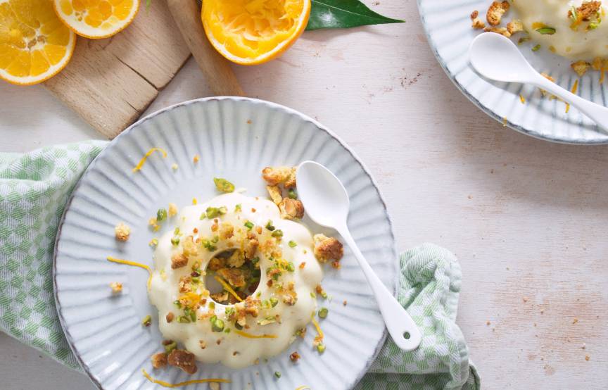Orangen-Pannacotta mit Cantuccini-Streuseln | SoIsstItalien