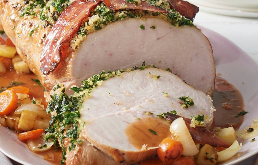 Saftiger Putenbraten mit Kräuterkruste &amp; Pancetta | SoIsstItalien