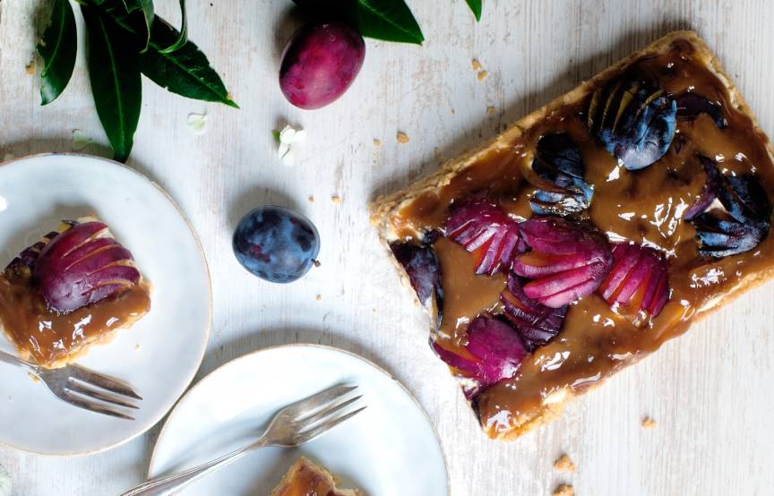 Pflaumen-Amarettini-Tarte: Italienische Kühlschranktorte | SoIsstItalien