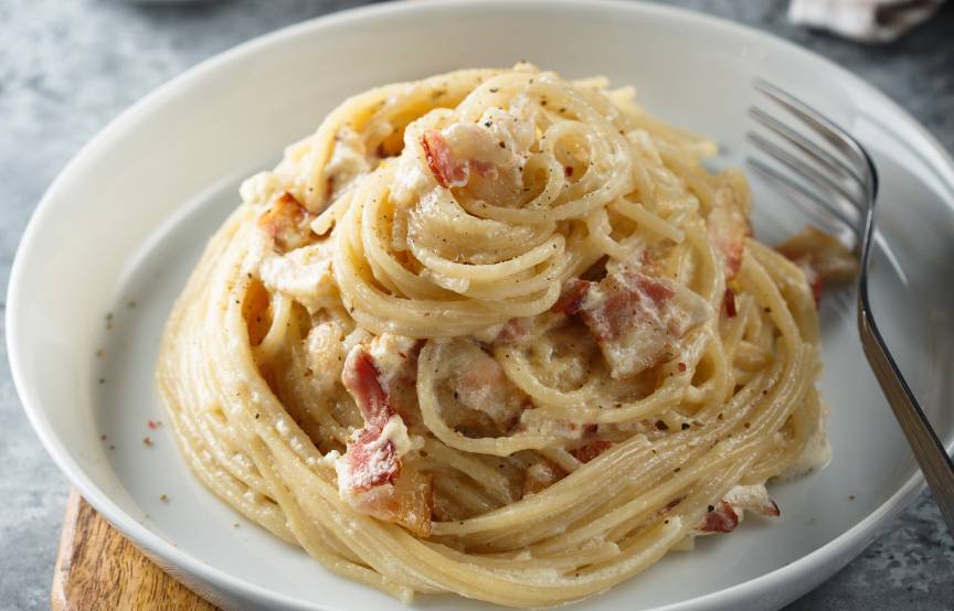 Spaghetti Carbonara: Original &amp; Schnell genießen | SoIsstItalien