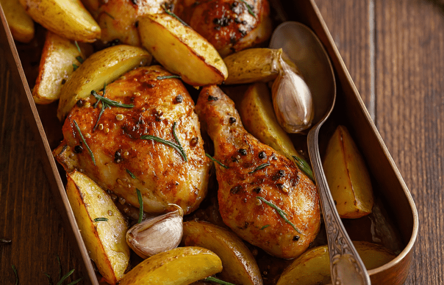 Rosmarin-Hähnchen mit Kartoffelspalten im Ofen | SoIsstItalien Rosmarin-Hähnchen mit Kartoffelspalten im Ofen | SoIsstItalien