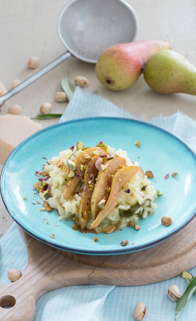 Birnen-Salbei-Risotto mit Pistazien