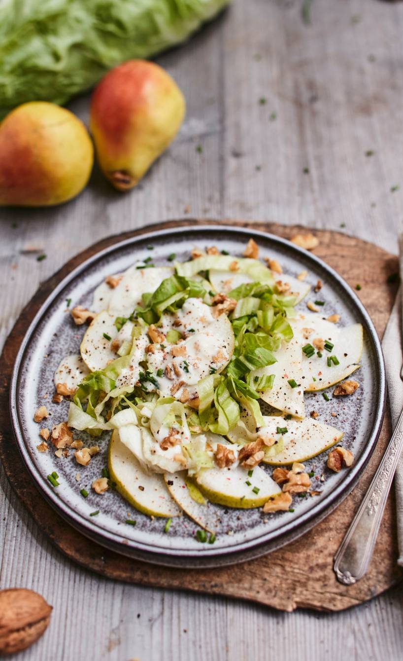Birnensalat mit Walnüssen