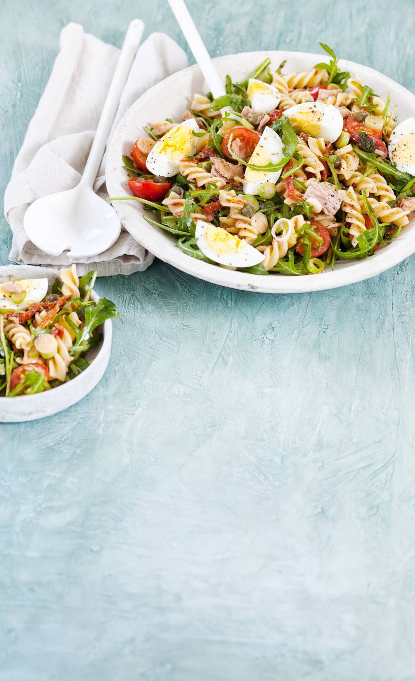 Nudelsalat mit Thunfisch und Ei | SoIsstItalien