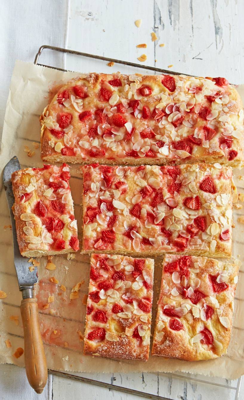 Butterkuchen mit Erdbeeren