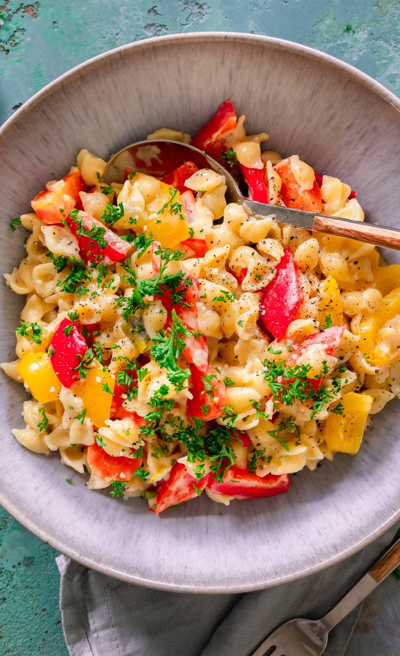 Cremige One-Pot-Muschelnudeln mit Gemüse