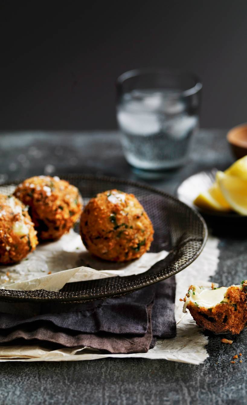 Frittierte Mini-Mozzarellakugeln