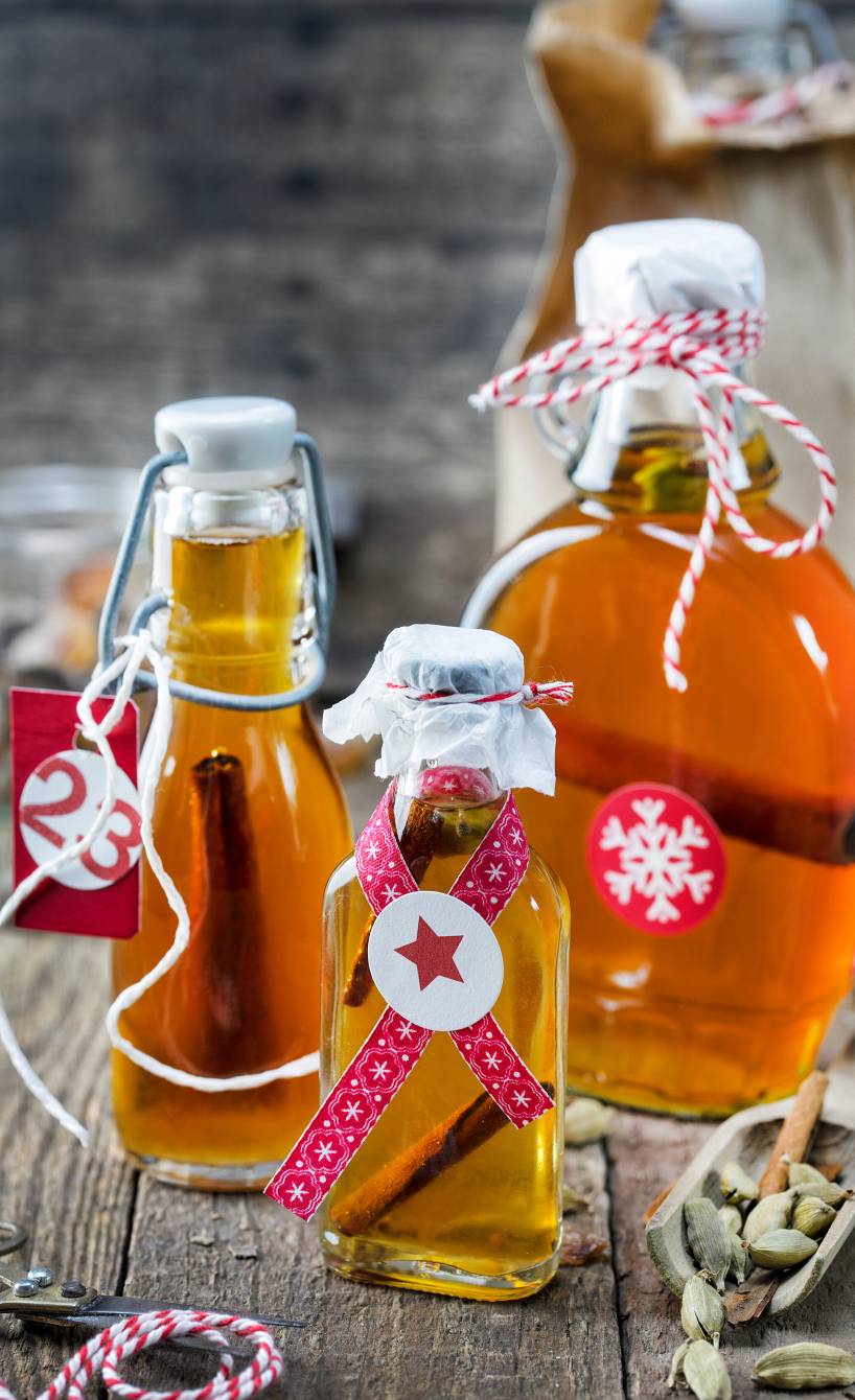 Fruchtiger Gewürzlikör