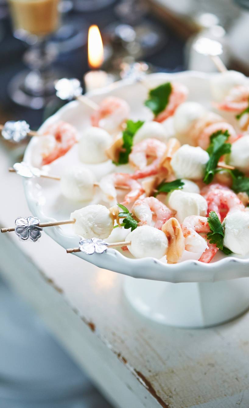 Garnelen-Mozzarella-Spießchen