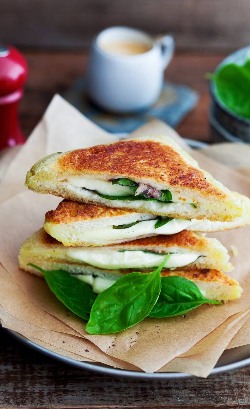 Gebackene Mozzarellabrote