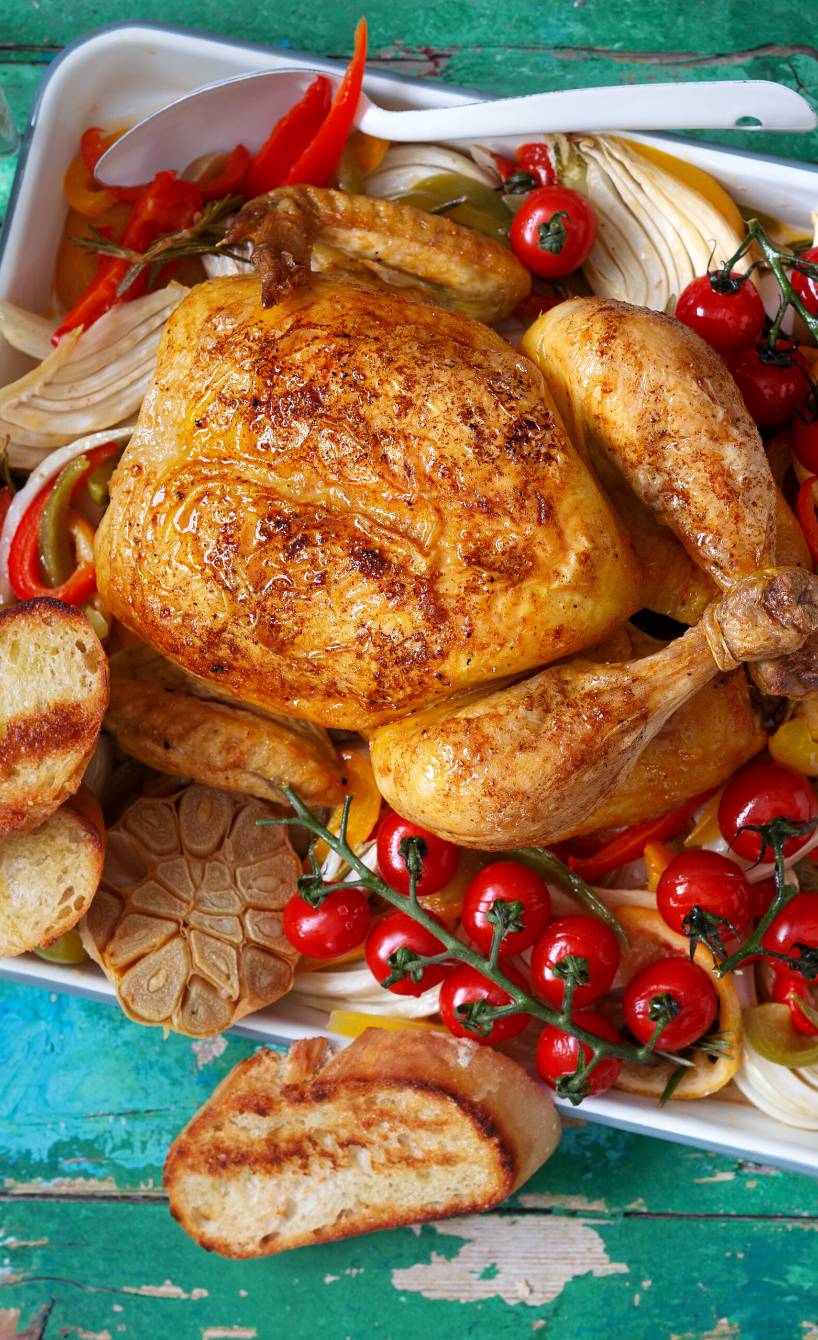 Zitronenhähnchen aus dem Ofen mit buntem Gemüse