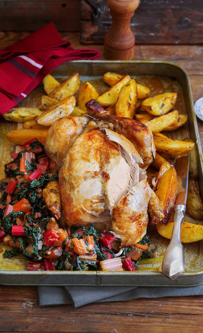 Gefüllte Poularde mit Rosmarinkartoffeln und Gorgonzola-Mangoldgemüse