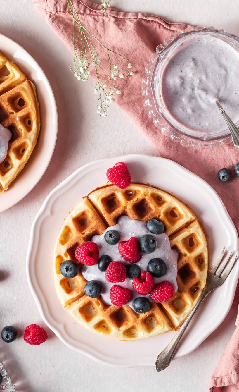 Joghurt-Waffeln mit Beeren