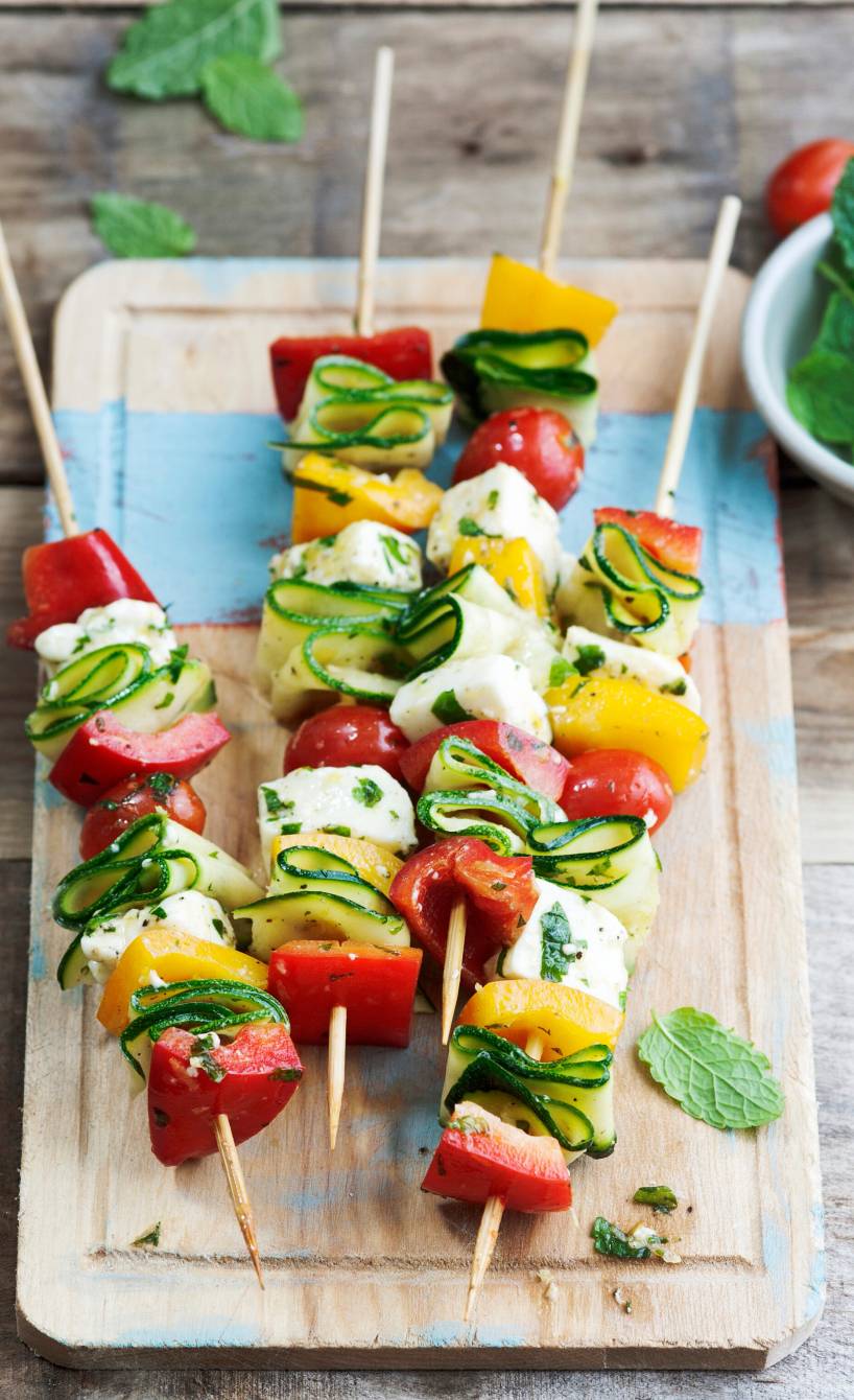 Marinierte Gemüse-Käse-Spieße